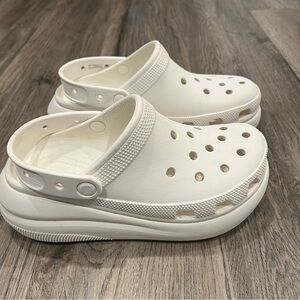 CROCS Classic Crush Platform White Clogs Women’s 8 Mens 6 Comfort Shoes Slip On